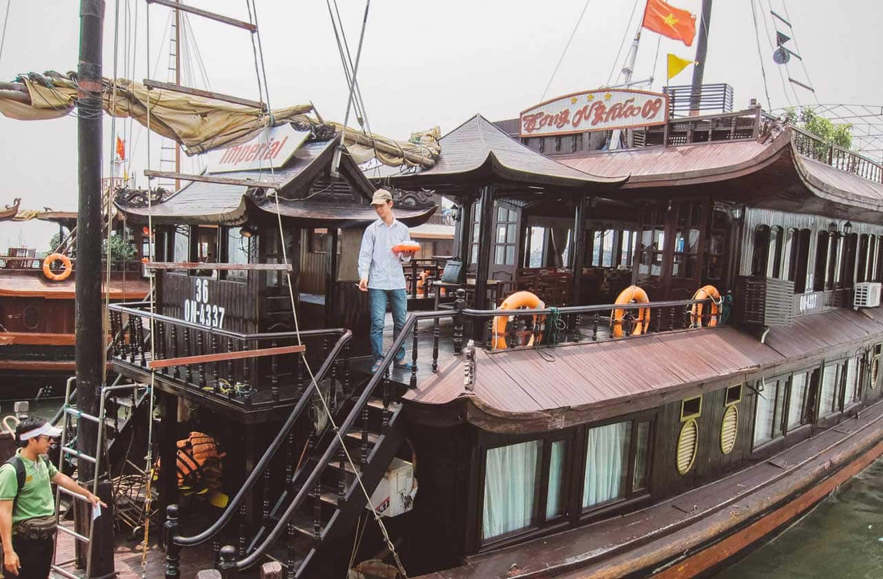 Ha Lengthy Bay Junk Boat Cruise